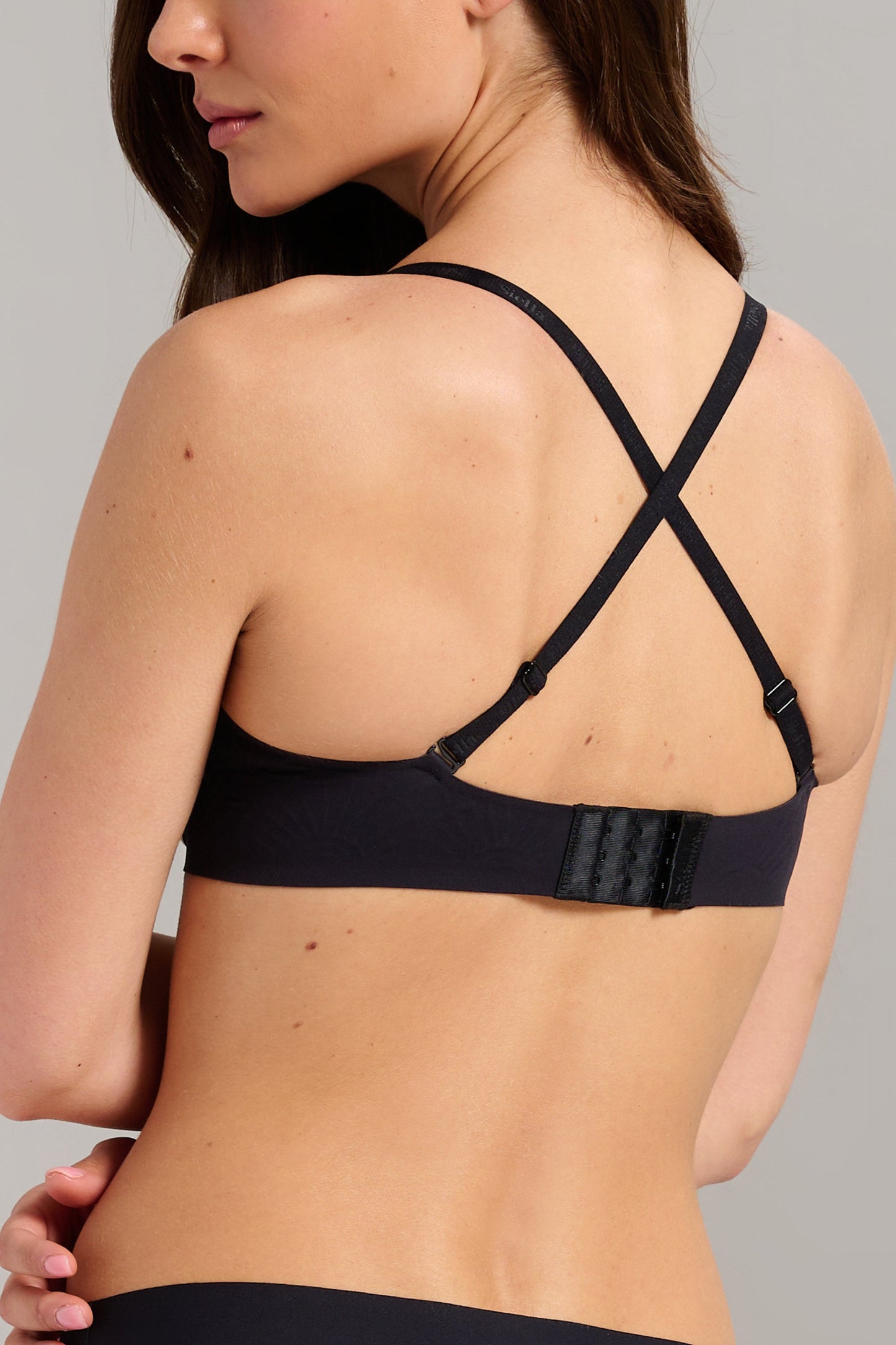 No-Show T-Shirt Foam Bra - Siella - Color: Black Noir