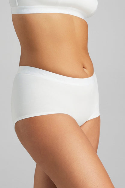 Organic Cotton Boy Short - Siella - Color: White Blanc 